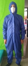 TRAJE DE PROTECCIÓN SANITARIA ANTIFLUIDO